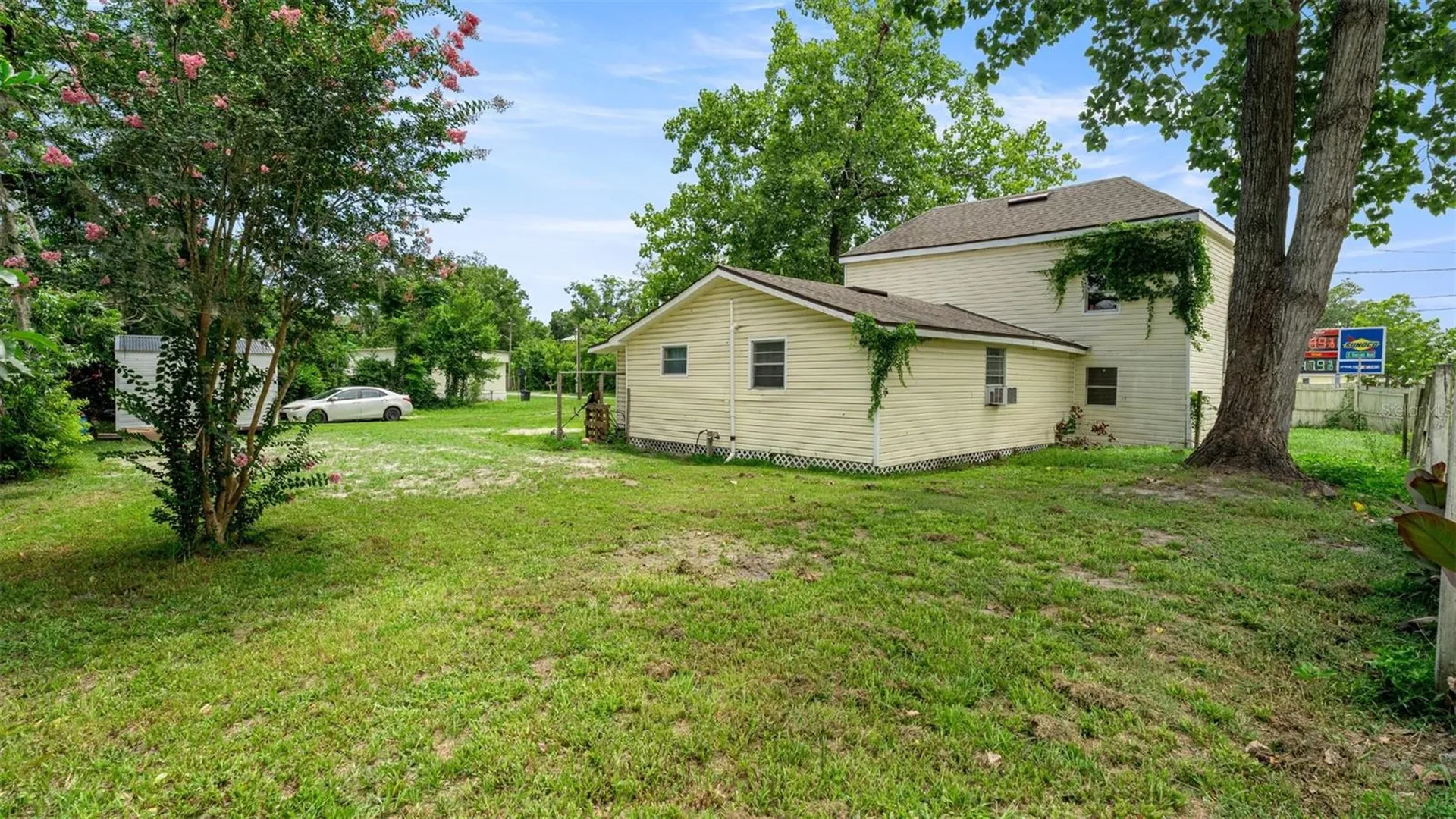 10107 S Division Avenue Hampton FL 32044