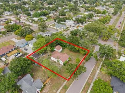 4605 8th Avenue N St Petersburg FL 33713