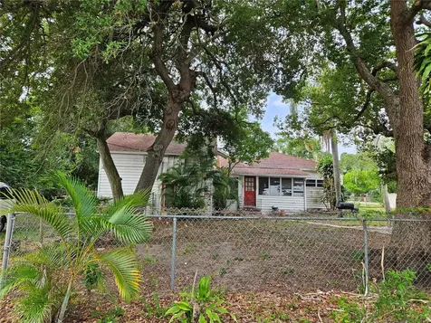 4605 8th Avenue N St Petersburg FL 33713