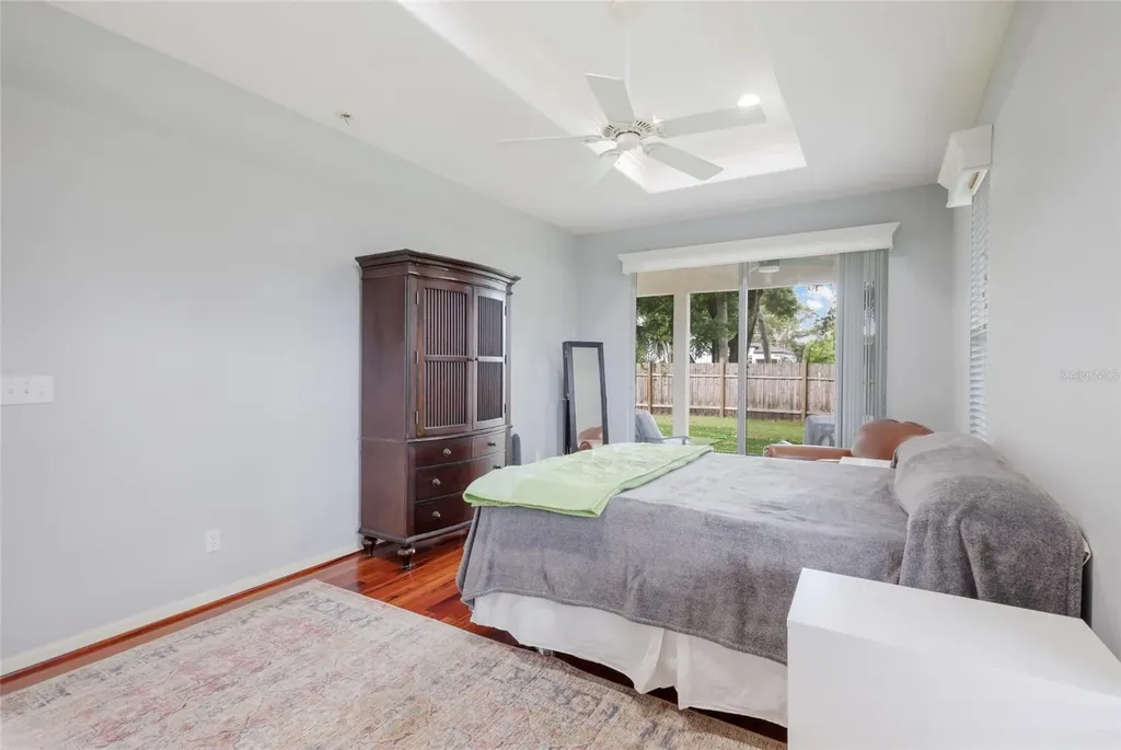 645 Pine Street Safety Harbor FL 34695