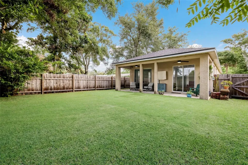 645 Pine Street Safety Harbor FL 34695