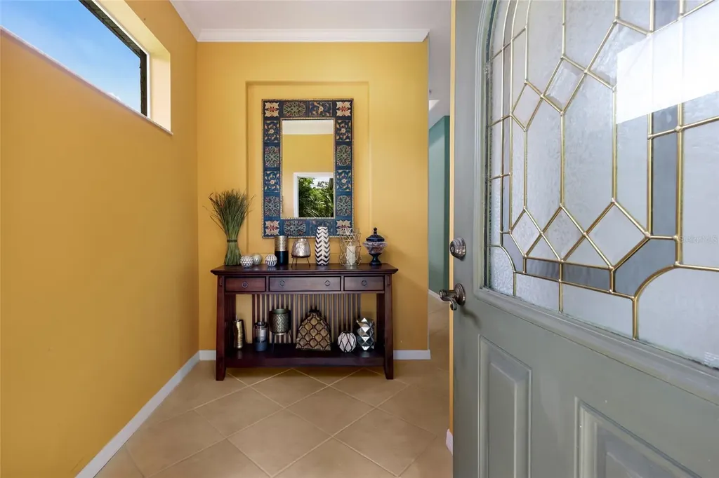 645 Pine Street Safety Harbor FL 34695