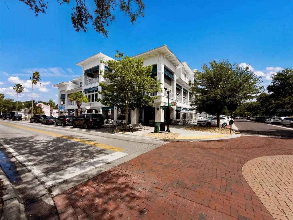 645 Pine Street Safety Harbor FL 34695