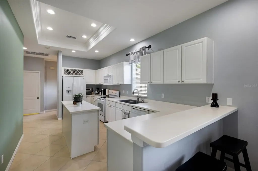 645 Pine Street Safety Harbor FL 34695