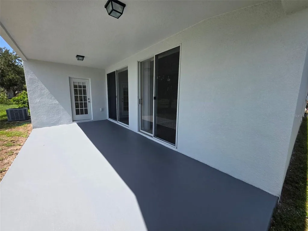 2313 Lawrence Hall Street Ruskin FL 33570