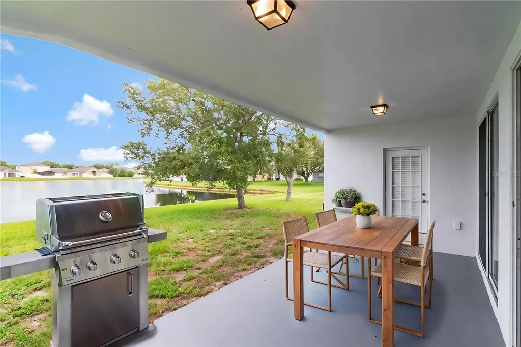 2313 Lawrence Hall Street Ruskin FL 33570