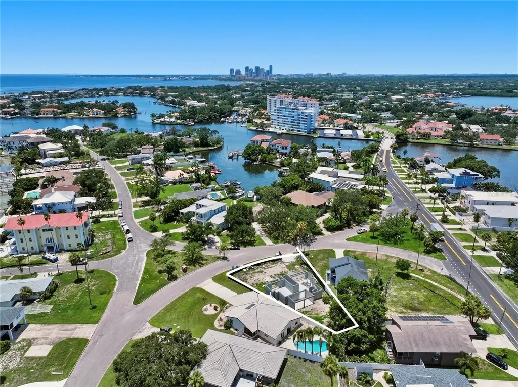 3406 Bayshore Blvd NE St Petersburg FL 33703