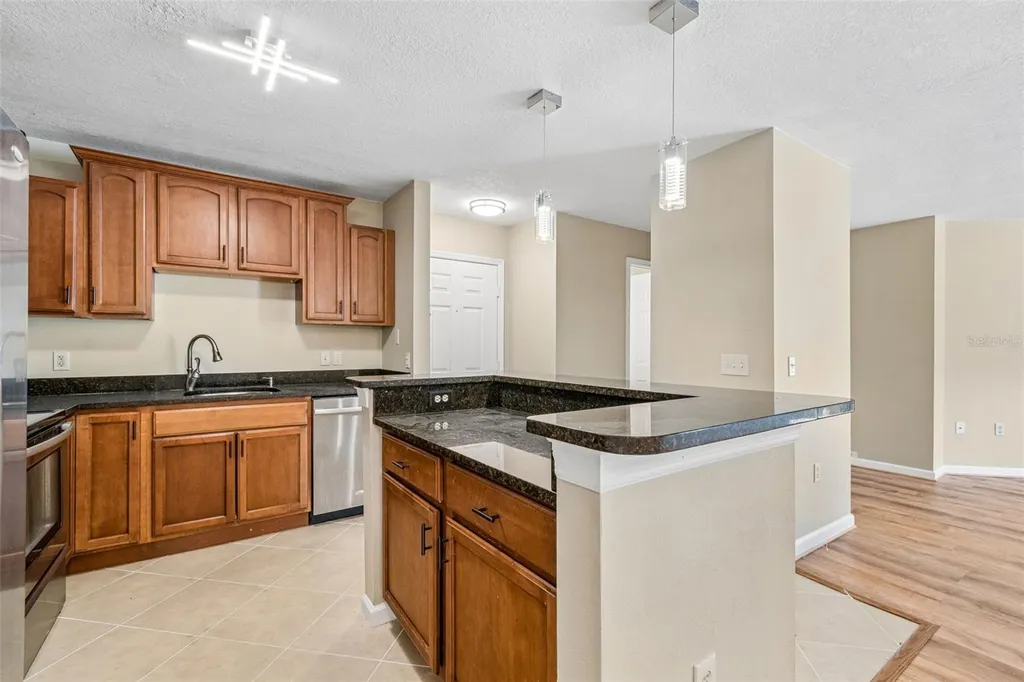 9481 Highland Oak Drive Tampa FL 33647
