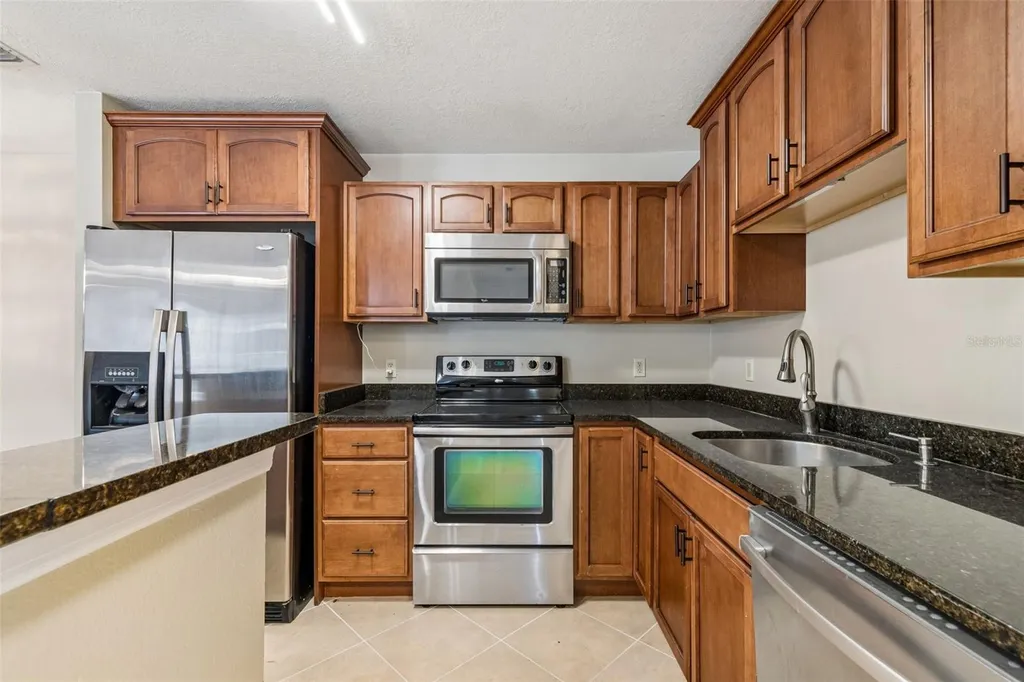 9481 Highland Oak Drive Tampa FL 33647