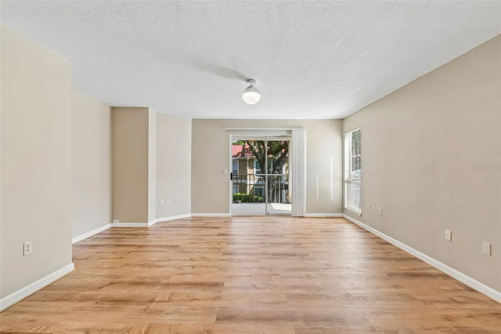 9481 Highland Oak Drive Tampa FL 33647