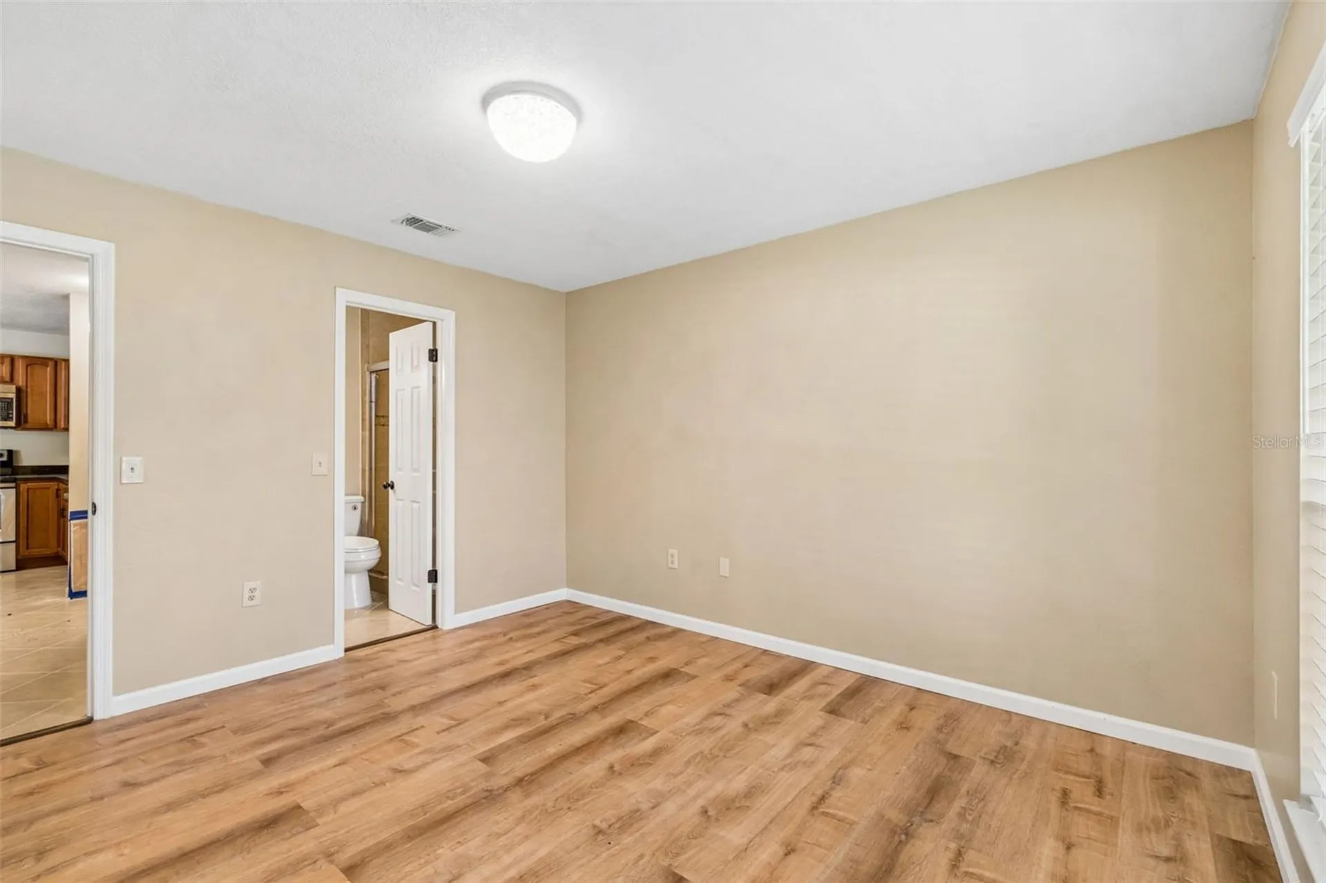 9481 Highland Oak Drive Tampa FL 33647