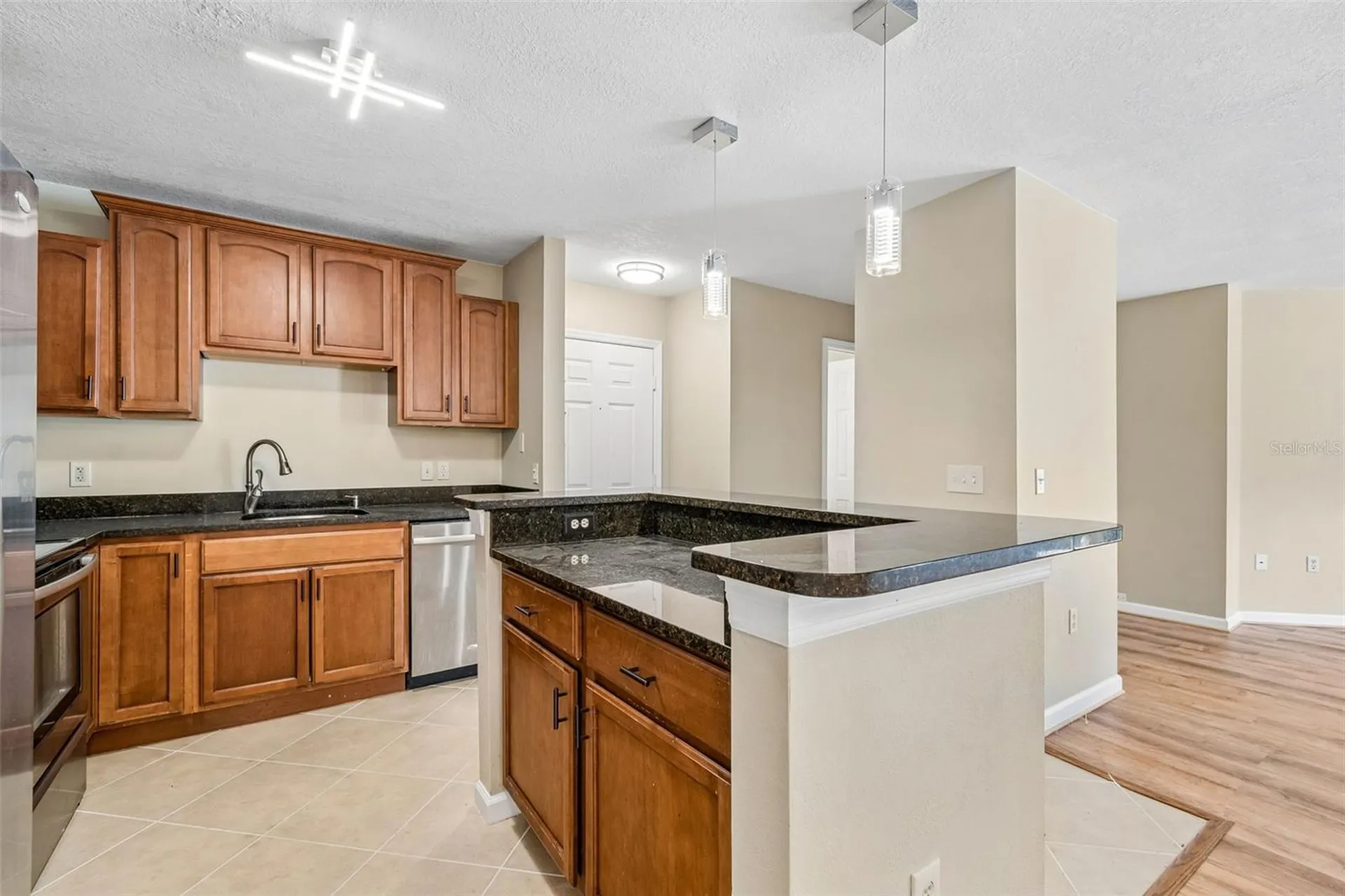 9481 Highland Oak Drive Tampa FL 33647