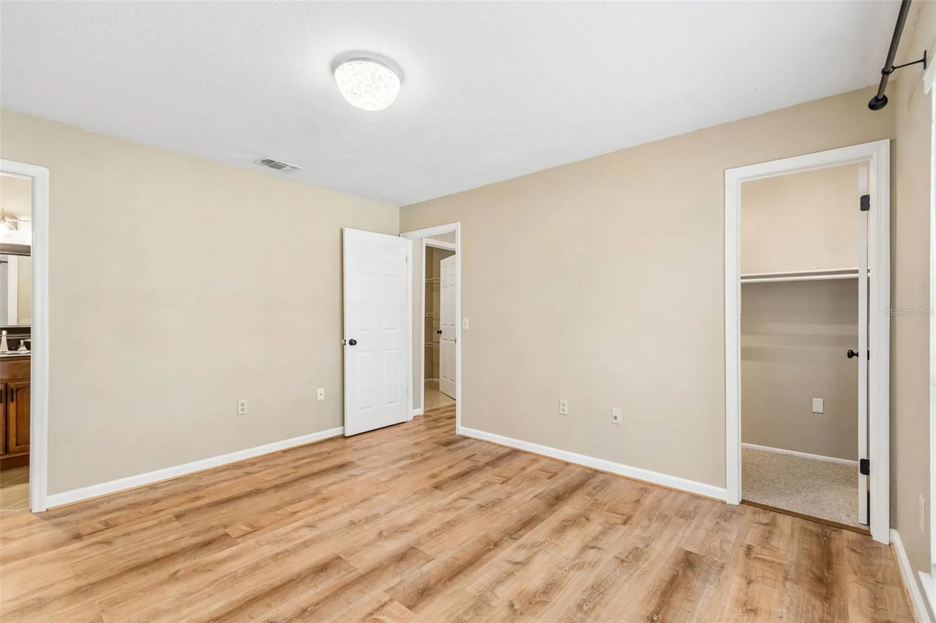 9481 Highland Oak Drive Tampa FL 33647
