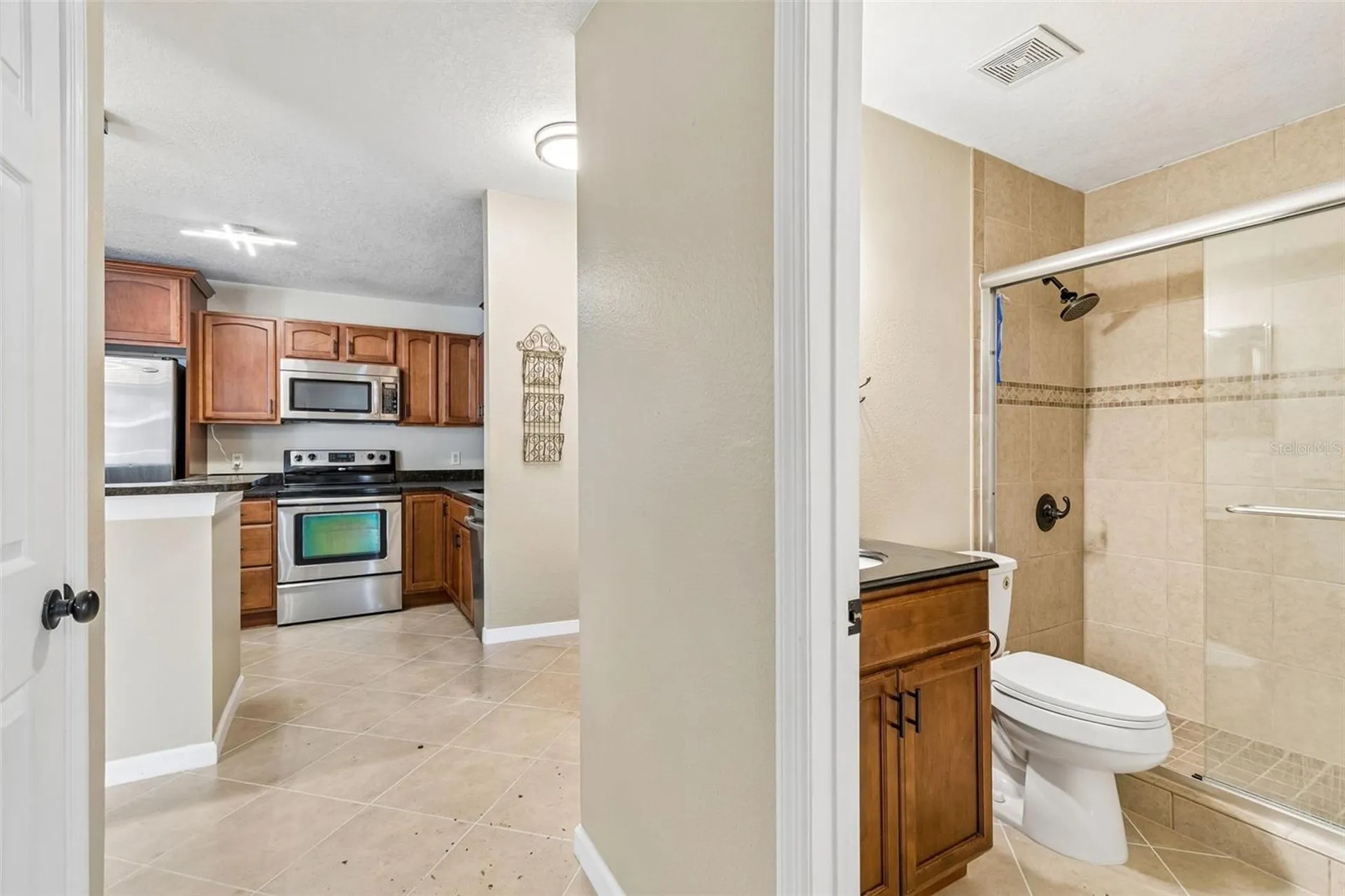 9481 Highland Oak Drive Tampa FL 33647