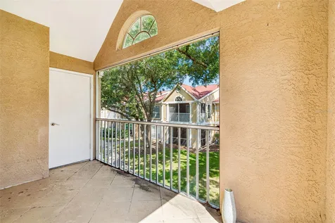 9481 Highland Oak Drive Tampa FL 33647