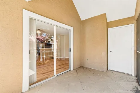 9481 Highland Oak Drive Tampa FL 33647
