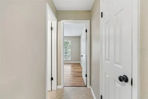 9481 Highland Oak Drive Tampa FL 33647
