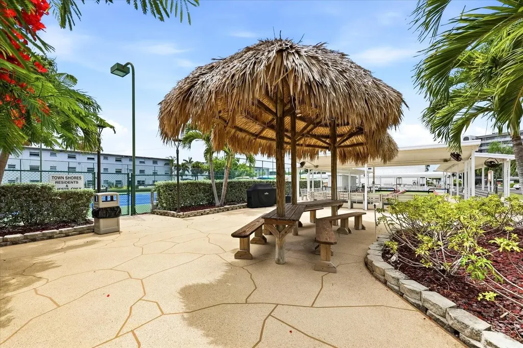 6020 Shore Boulevard S Gulfport FL 33707