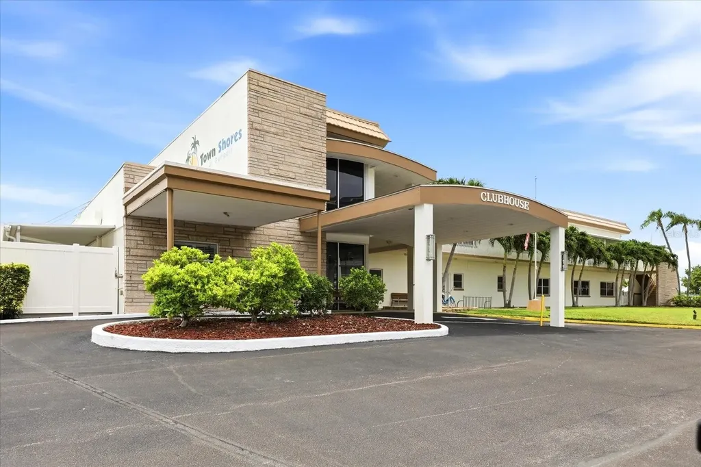 6020 Shore Boulevard S Gulfport FL 33707
