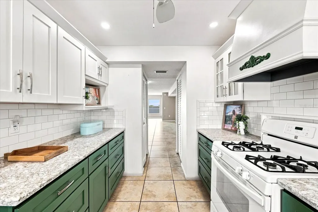 6020 Shore Boulevard S Gulfport FL 33707