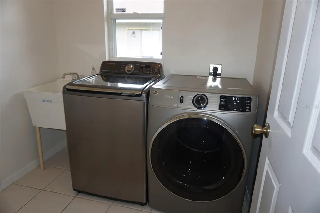 6708 66th Avenue E Bradenton FL 34203