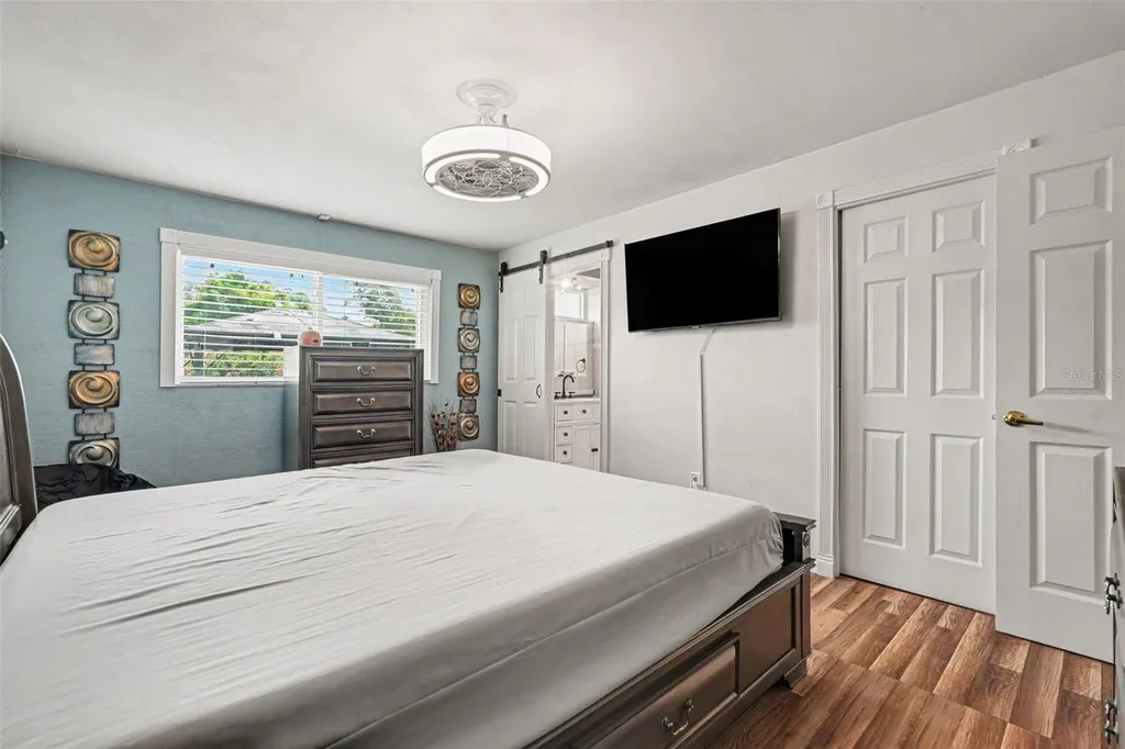 5603 Lown Street N St Petersburg FL 33714