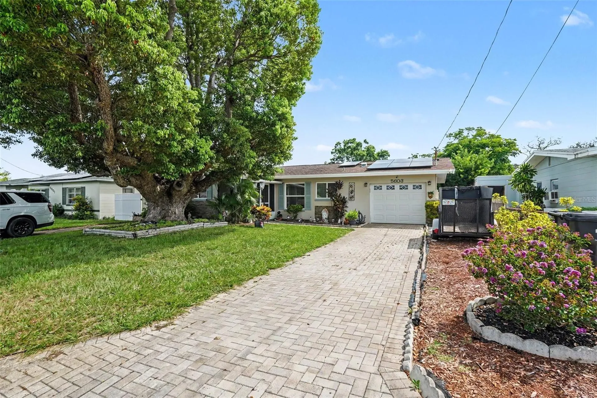 5603 Lown Street N St Petersburg FL 33714