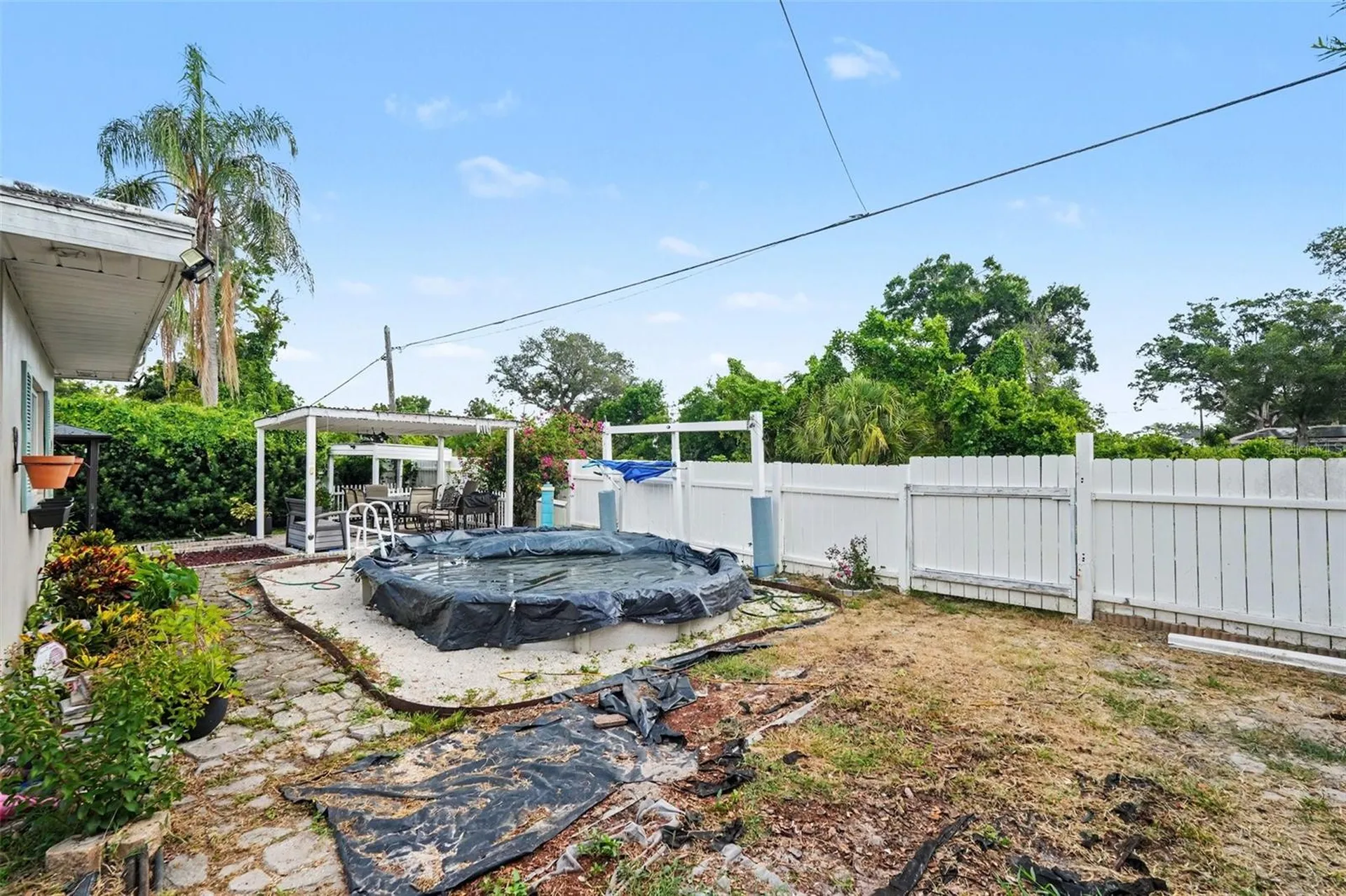 5603 Lown Street N St Petersburg FL 33714