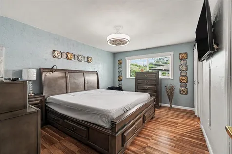 5603 Lown Street N St Petersburg FL 33714