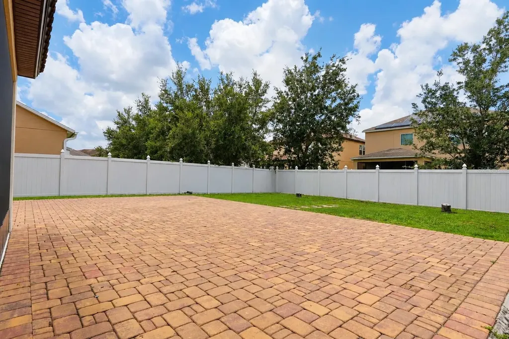 9088 Outlook Rock Trail Windermere FL 34786