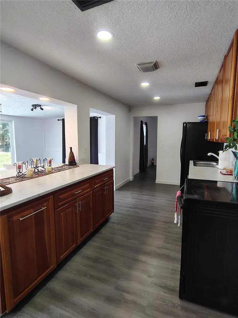 415 E Beresford Avenue Deland FL 32724