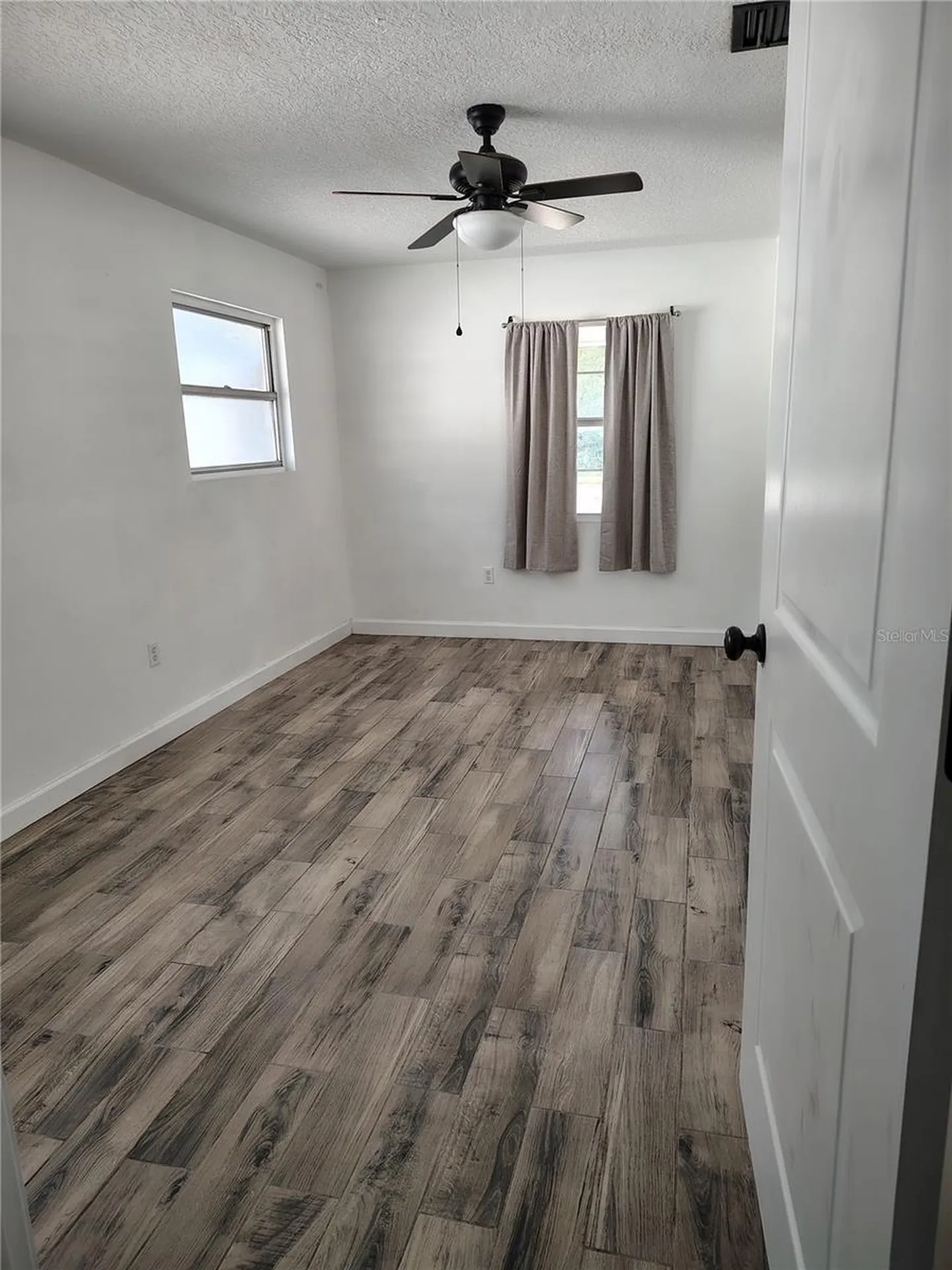 415 E Beresford Avenue Deland FL 32724