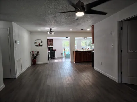 415 E Beresford Avenue Deland FL 32724