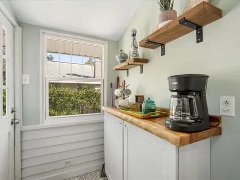 2822 4th Avenue W Bradenton FL 34205