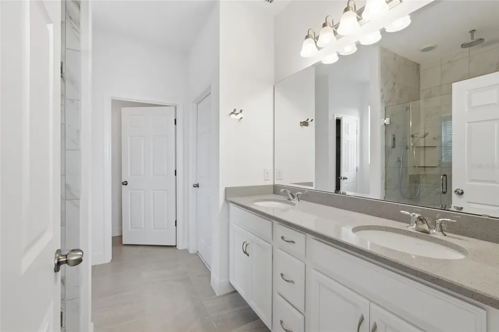 180 Jensen Drive Groveland FL 34736