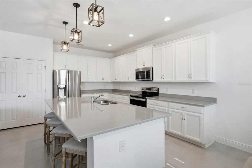 180 Jensen Drive Groveland FL 34736