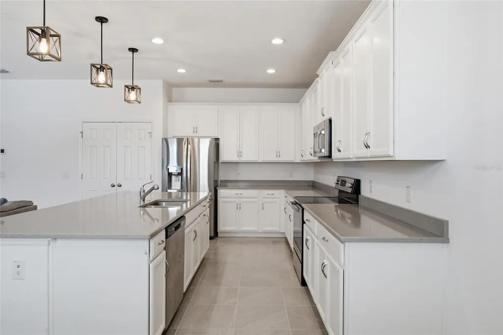 180 Jensen Drive Groveland FL 34736