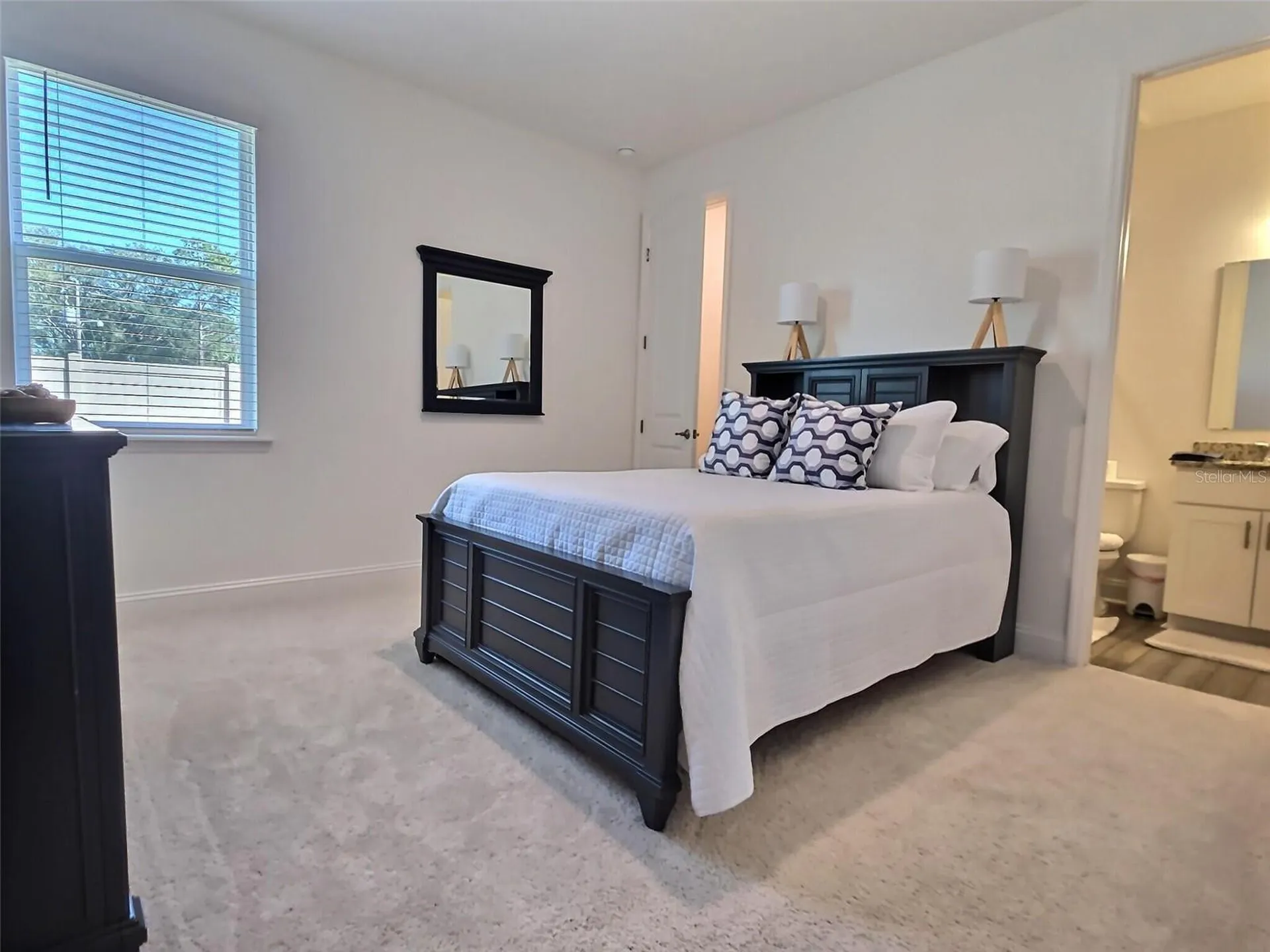 2 Pat Place Palm Coast FL 32164
