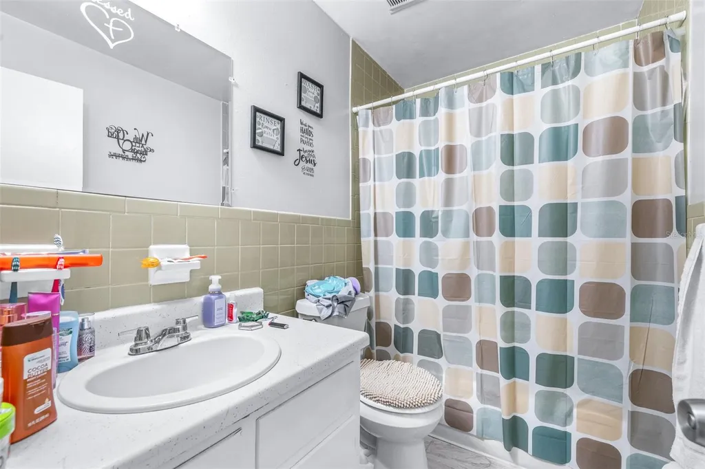 5901 Gibson Avenue Tampa FL 33617