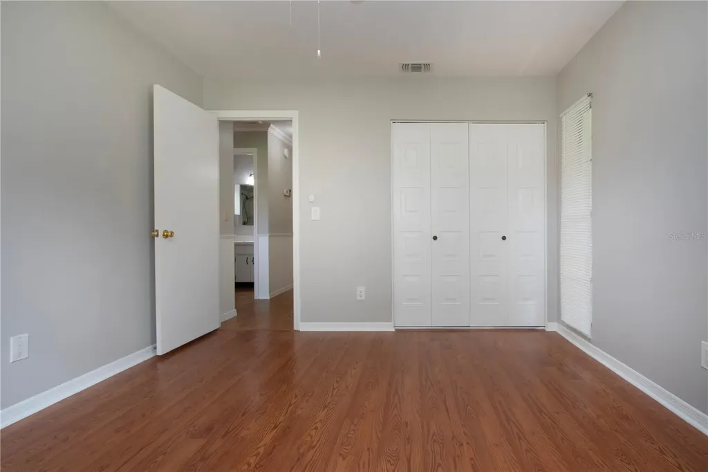 1828 Foxhunt Drive Sun City Center FL 33573