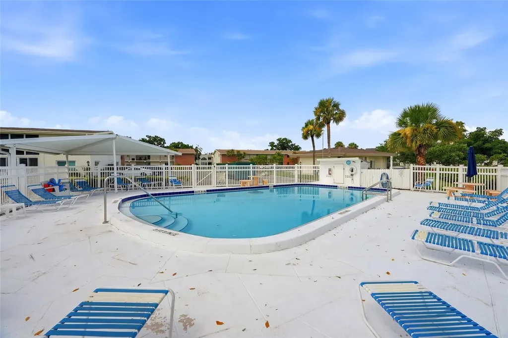 4570 Overlook Drive NE St Petersburg FL 33703