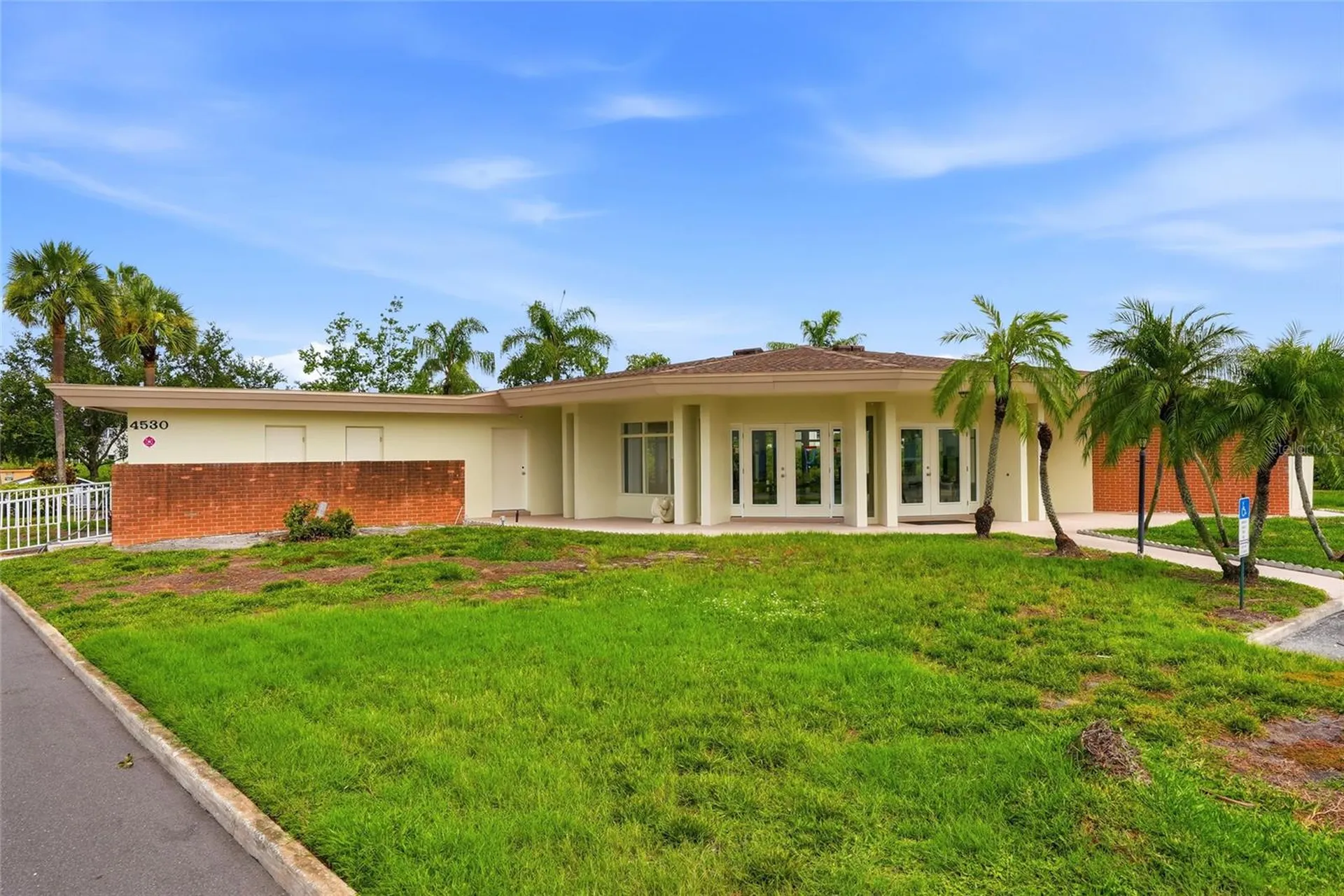 4570 Overlook Drive NE St Petersburg FL 33703