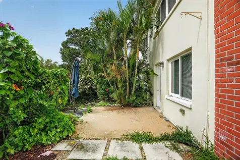4570 Overlook Drive NE St Petersburg FL 33703