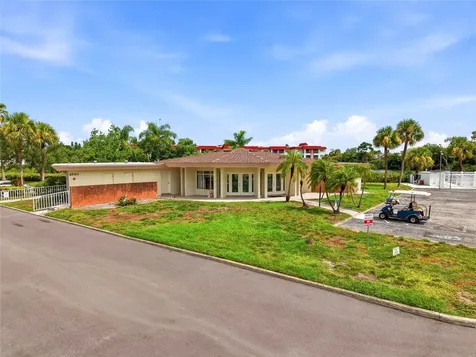 4570 Overlook Drive NE St Petersburg FL 33703