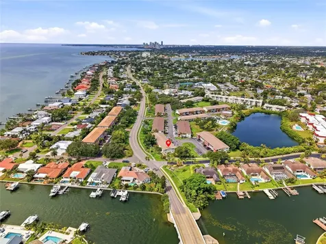 4570 Overlook Drive NE St Petersburg FL 33703