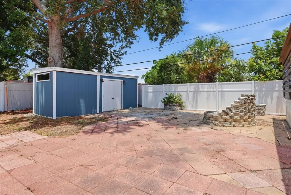 6507 Clemson Street Bradenton FL 34207