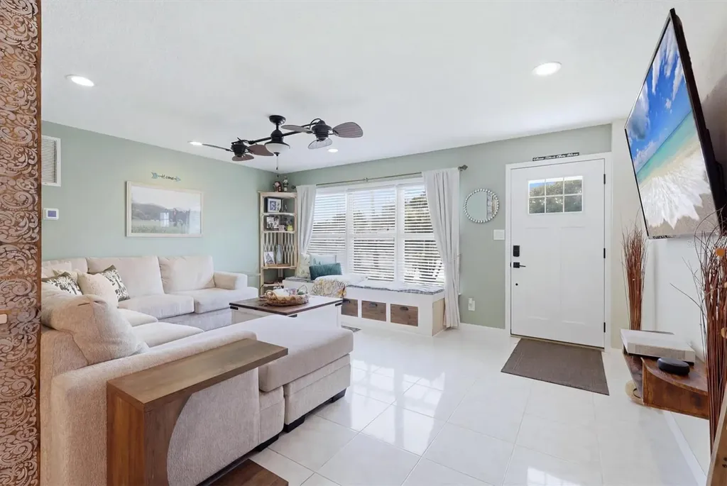 6507 Clemson Street Bradenton FL 34207