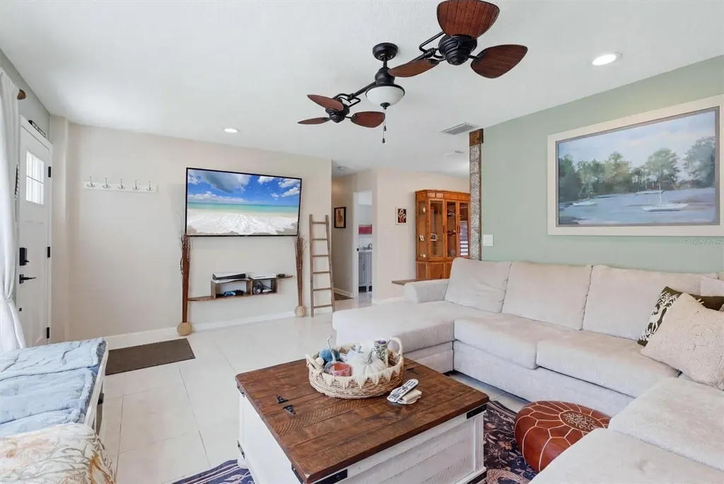 6507 Clemson Street Bradenton FL 34207