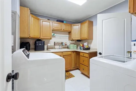 6507 Clemson Street Bradenton FL 34207