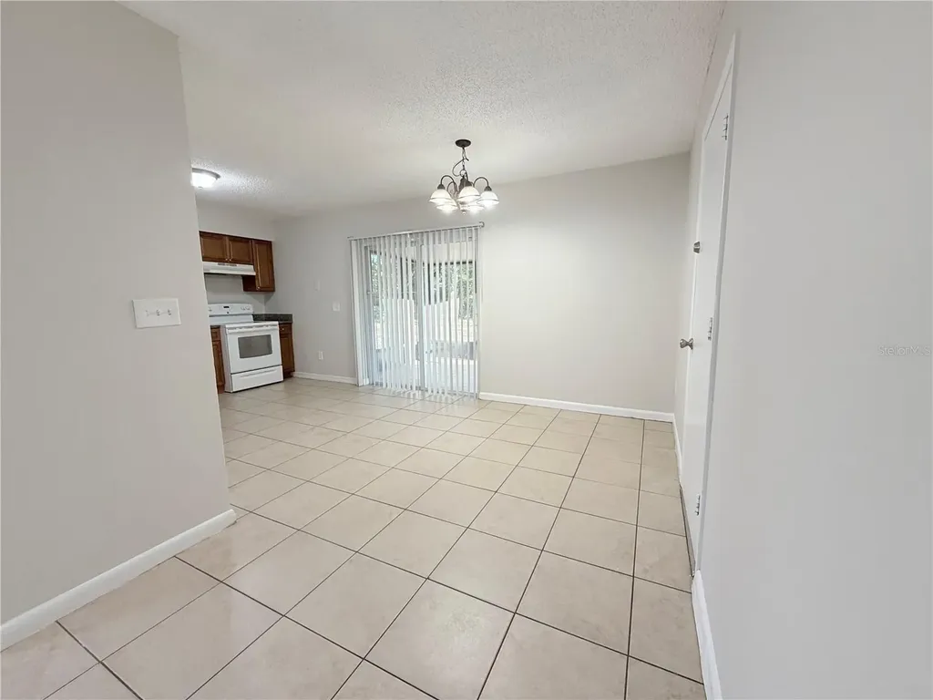 330 Dogwood Avenue Orange City FL 32763